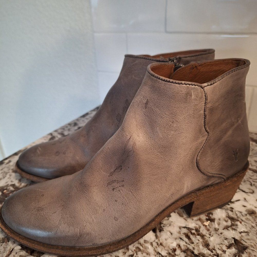Frye Zip Leather Booties Ankle Boots Size 7B - Picture 4 of 10